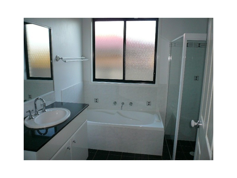 4 Apollo Crescent, Worrigee NSW 2540