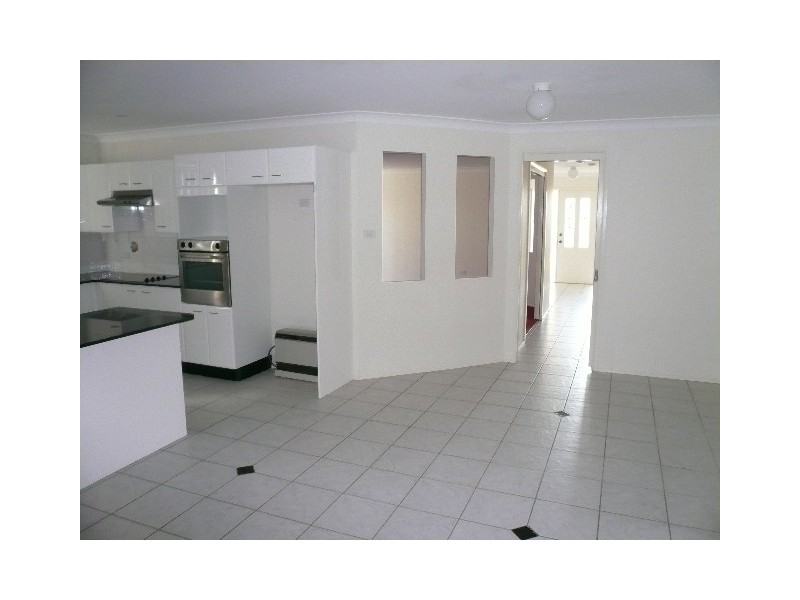 4 Apollo Crescent, Worrigee NSW 2540