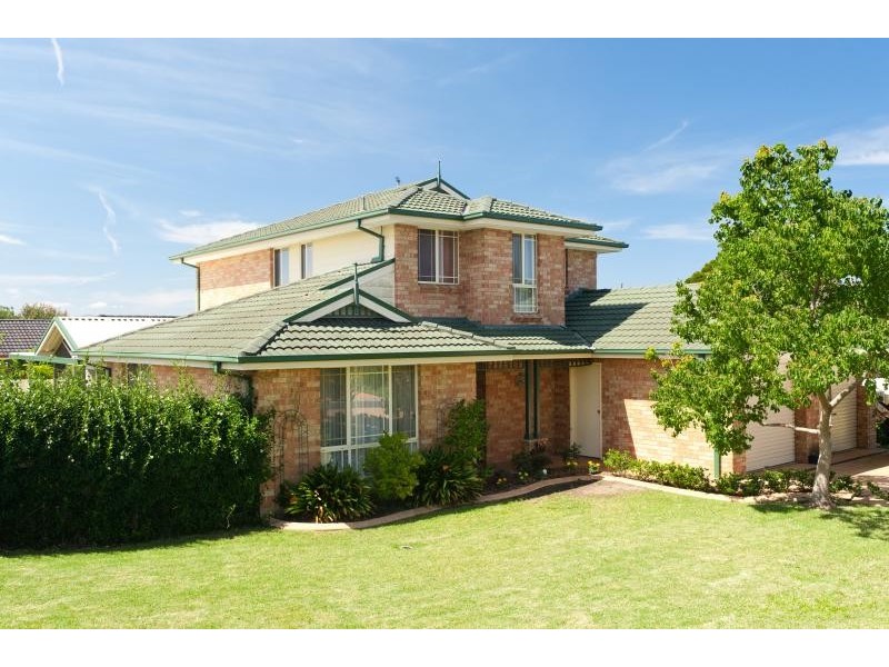 10 St James Cr, Worrigee NSW 2540