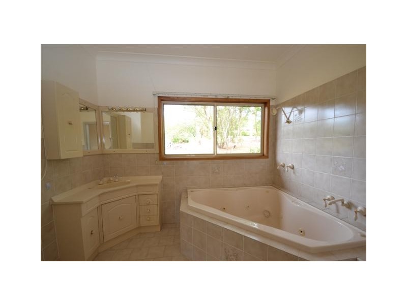 44 Jenanter Drive, Kangaroo Valley NSW 2577