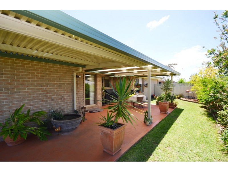 1 Lacebark Grove, Worrigee NSW 2540