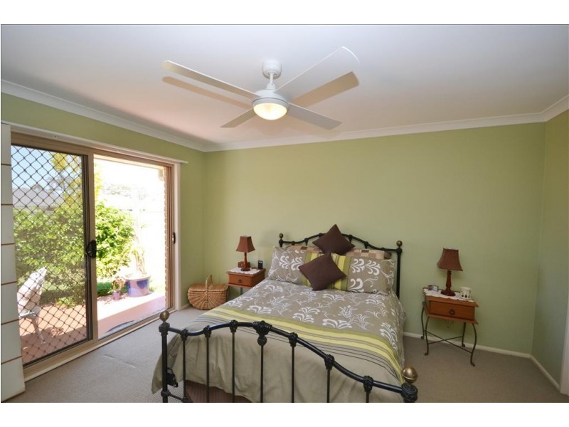 1 Lacebark Grove, Worrigee NSW 2540