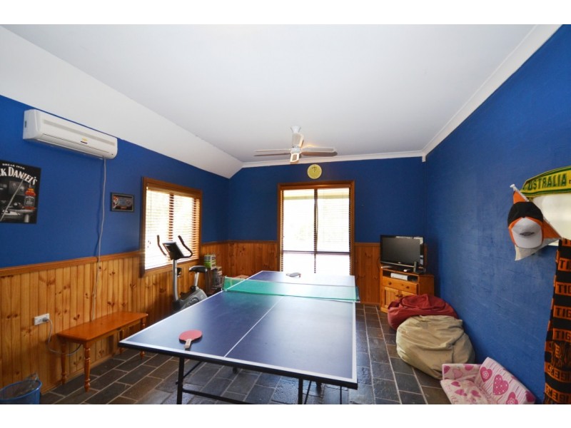 53 Hillcrest Avenue, Nowra NSW 2541