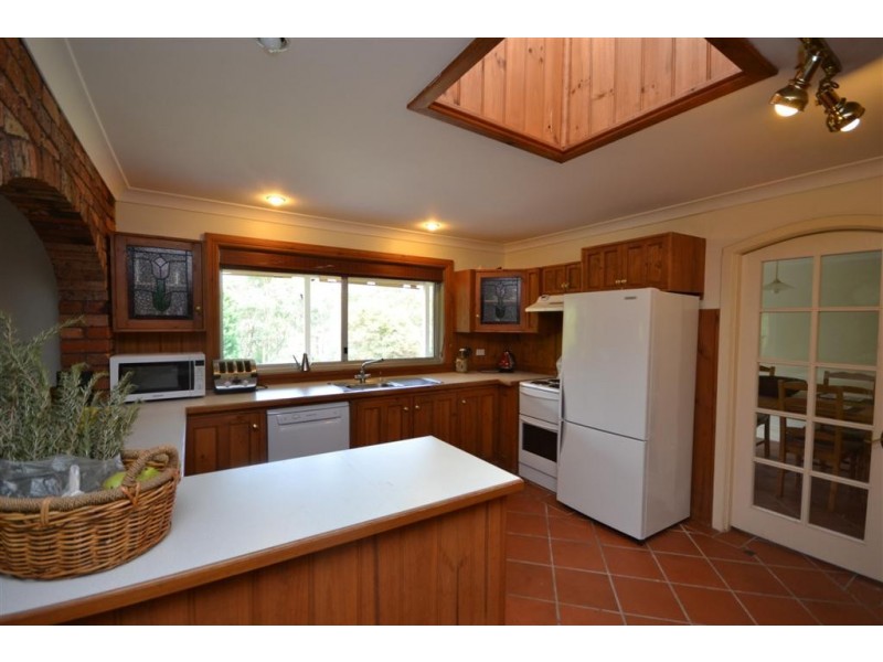 39 Browns Mountain Road, Tapitallee NSW 2540