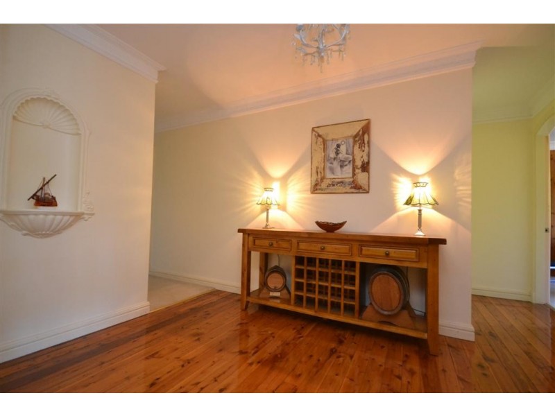 39 Browns Mountain Road, Tapitallee NSW 2540