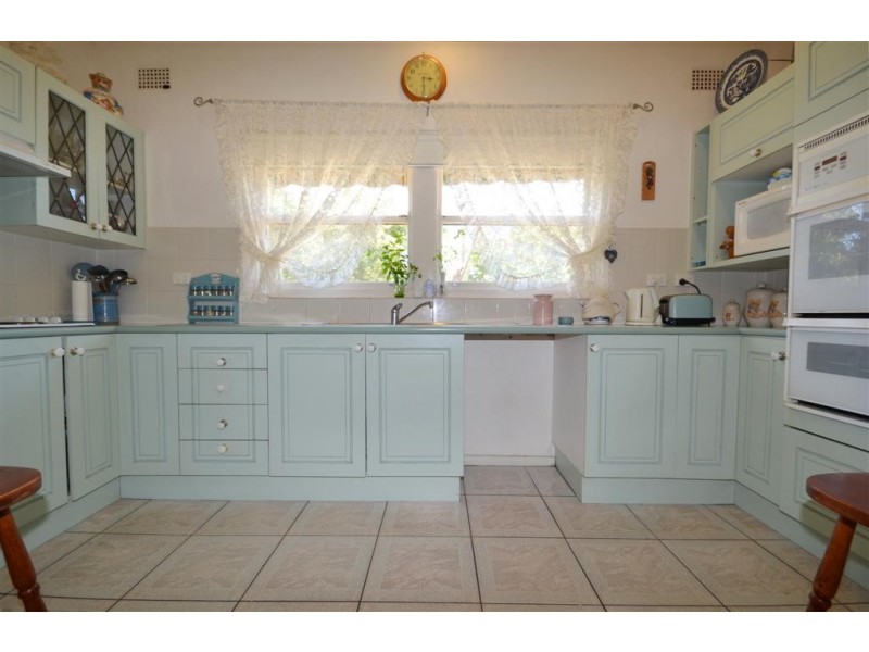 149 Meroo Road, Bomaderry NSW 2541