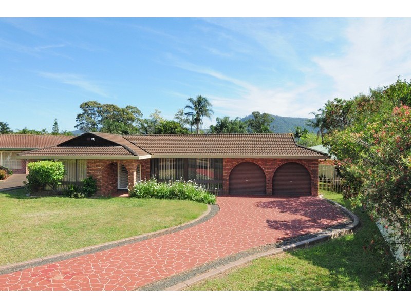 3 Melaleuca Place, Bomaderry NSW 2541