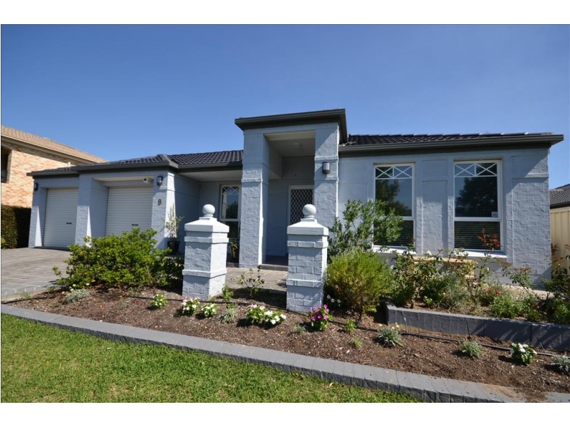 9 Gardenia Crescent, Bomaderry NSW 2541
