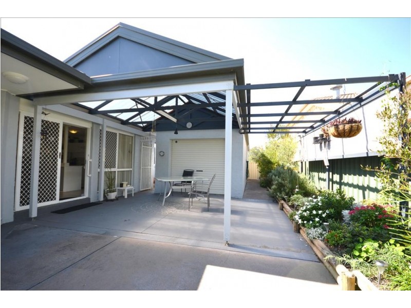 9 Gardenia Crescent, Bomaderry NSW 2541