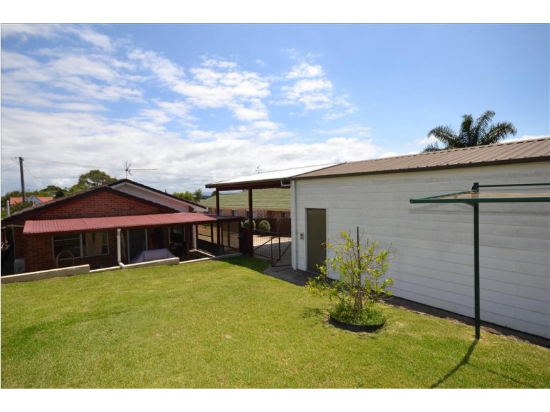 16 Pyree Street, Greenwell Point NSW 2540