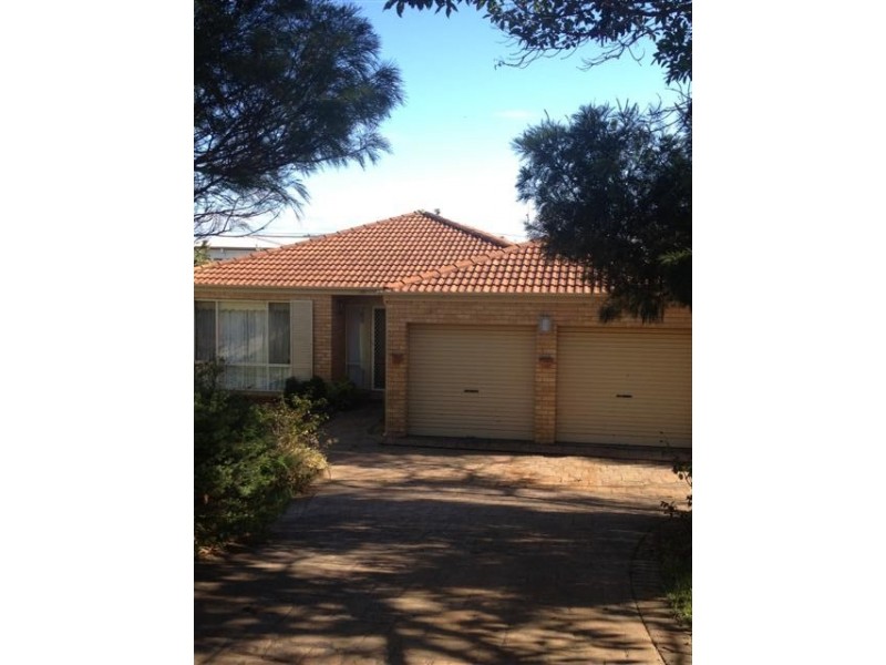 27 Greenwell Point Road, Greenwell Point NSW 2540