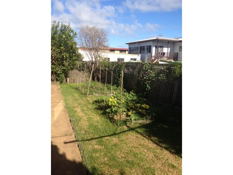 27 Greenwell Point Road, Greenwell Point NSW 2540