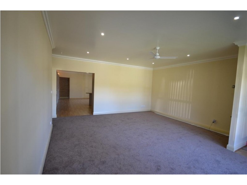 145 McKay Street, Nowra NSW 2541