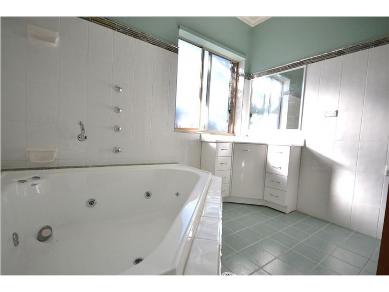 145 McKay Street, Nowra NSW 2541