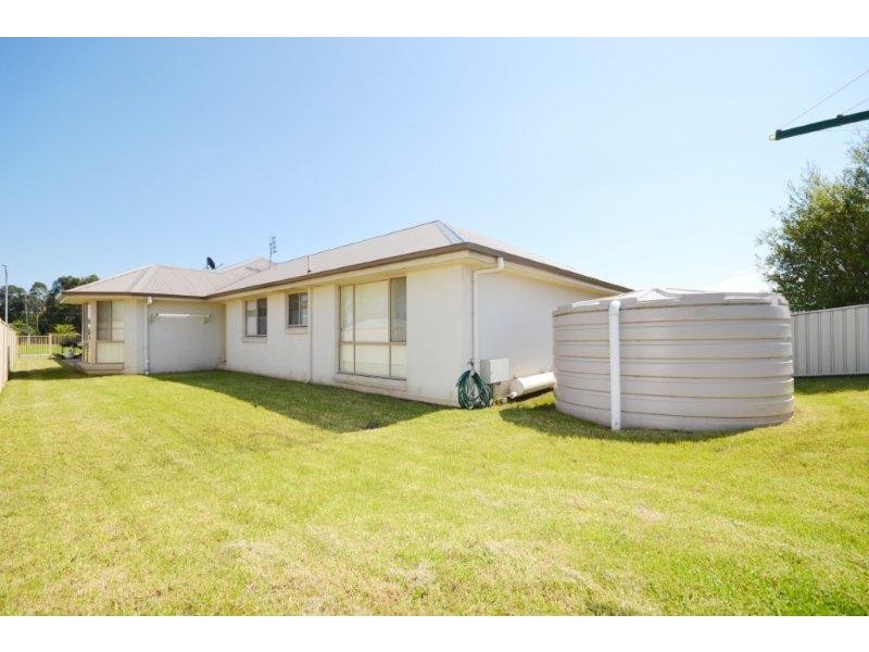 4 Wattlebird Road, South Nowra NSW 2541