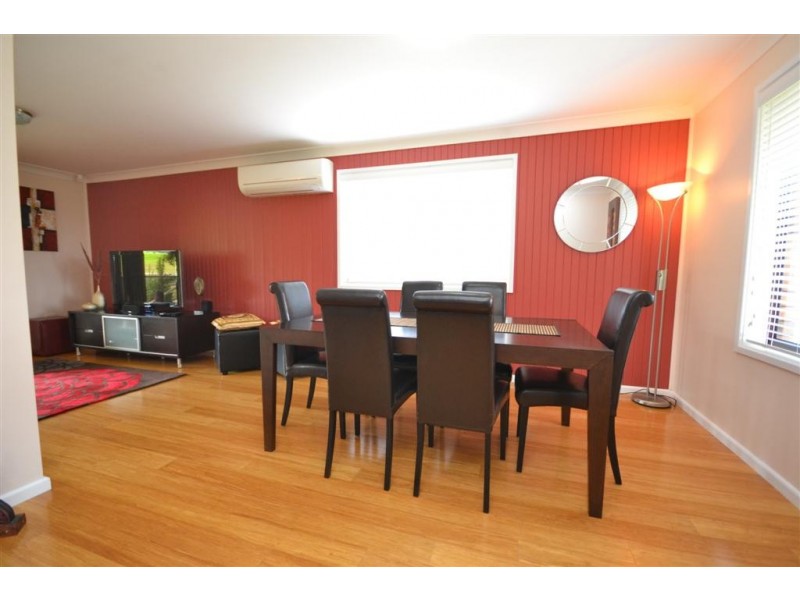 82 West Birriley Street, Bomaderry NSW 2541