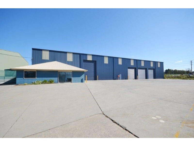 15 Cumberland Avenue, South Nowra NSW 2541