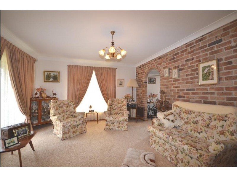 10 Westborne Drive, Nowra NSW 2541