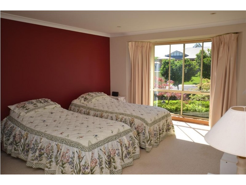 34 Burradoo Crescent, Nowra NSW 2541