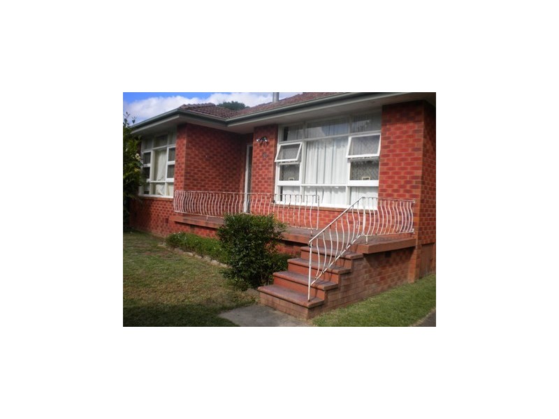 60 Albatross Road, Nowra NSW 2541