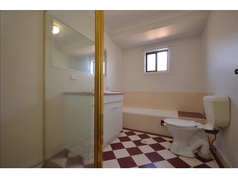 35 Isa Road, Worrigee NSW 2540