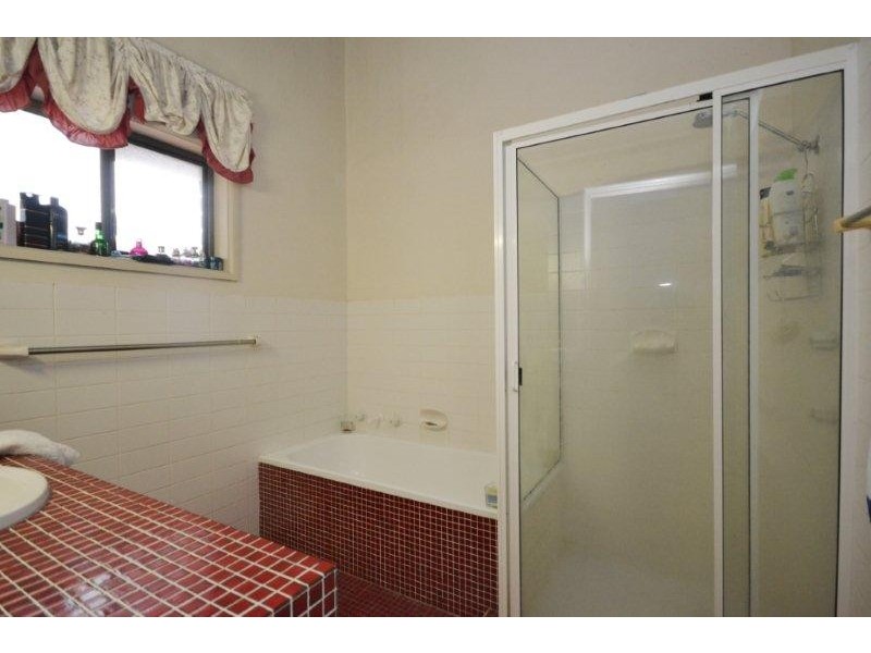 4 Florence Place, Nowra NSW 2541