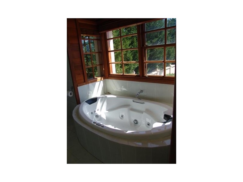 6 Lebene Grove, Cambewarra NSW 2540