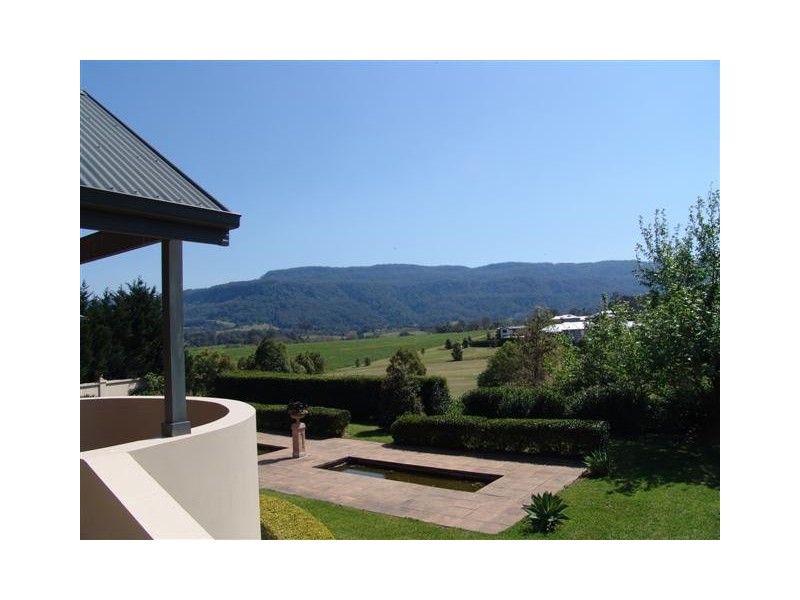 6 Lebene Grove, Cambewarra NSW 2540