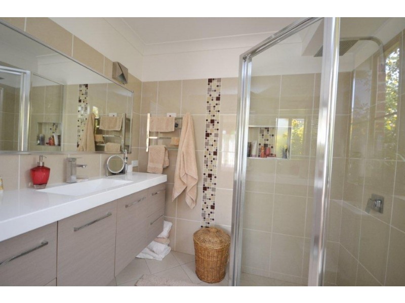 30 Robinia Way, Worrigee NSW 2540