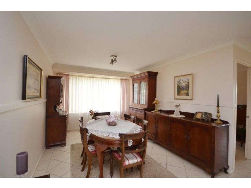 30 Robinia Way, Worrigee NSW 2540