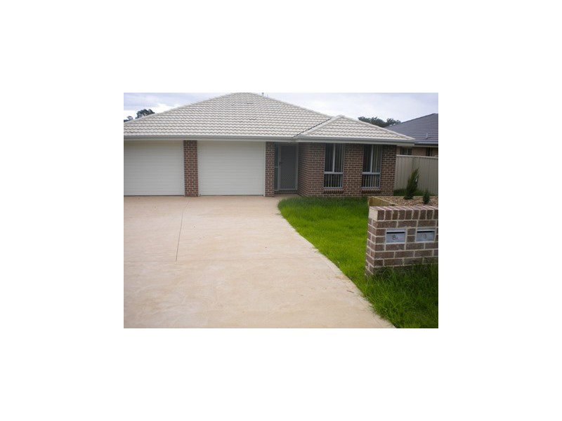 8 Cavanaghs Lane, West Nowra NSW 2541