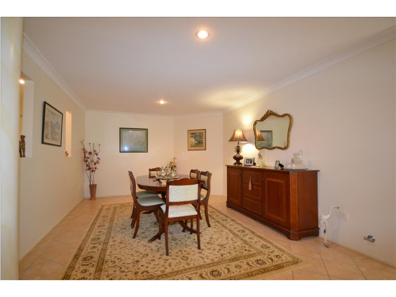 1 Marigold Close, Bomaderry NSW 2541