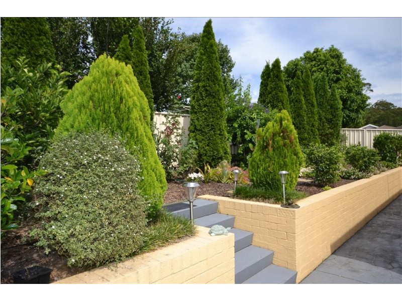 1 Marigold Close, Bomaderry NSW 2541