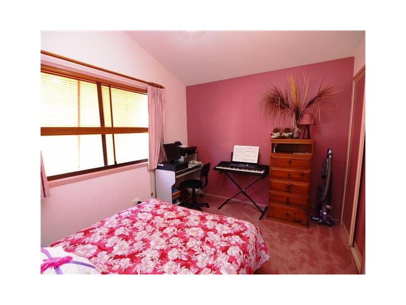 24 Burrawong Village, Shoalhaven Heads NSW 2535