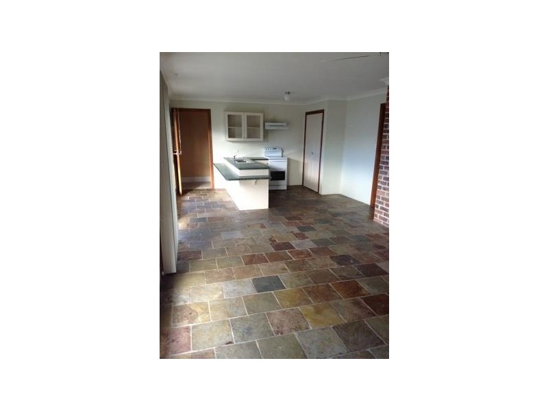 4 Celia Place, Shoalhaven Heads NSW 2535