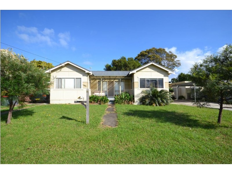 61 Wallace Street, Nowra NSW 2541