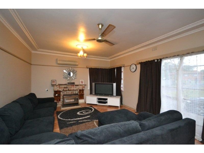 82 Hillcrest Avenue, South Nowra NSW 2541