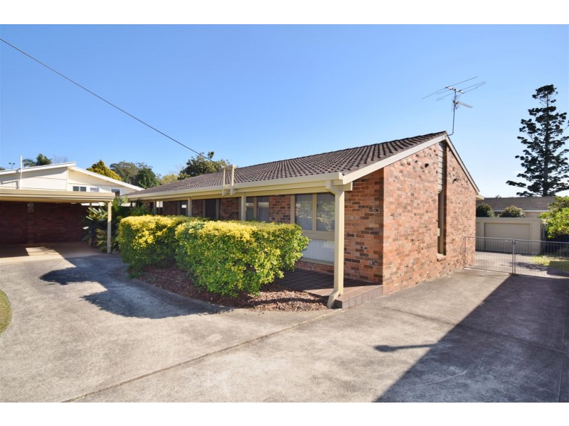 7 Monaghan Avenue, Nowra NSW 2541