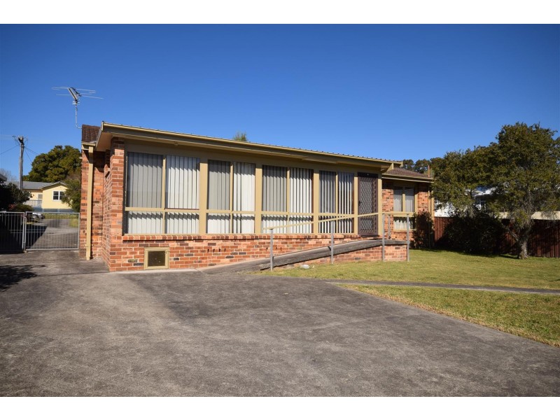 7 Monaghan Avenue, Nowra NSW 2541