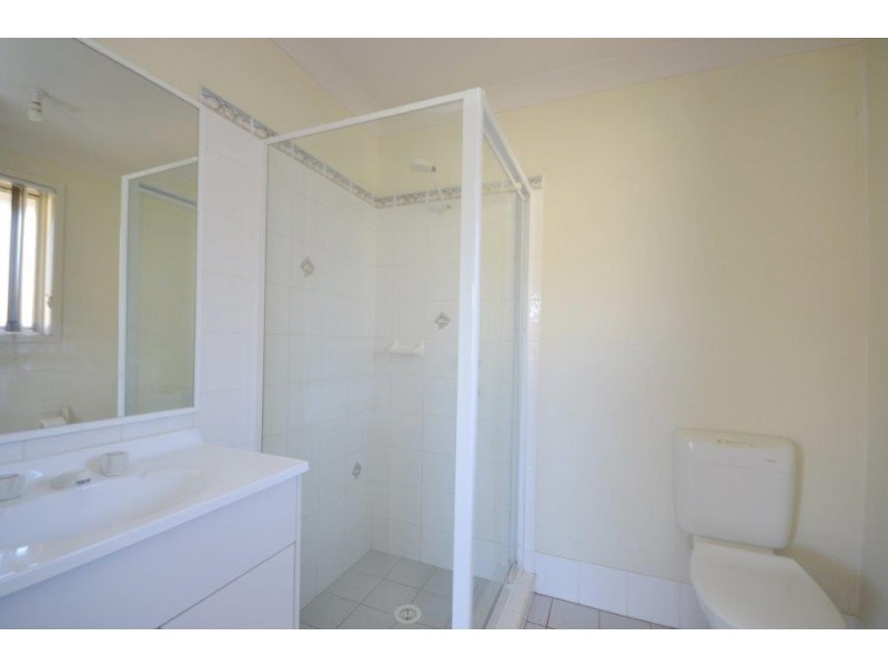 12 Rouken Glen, Nowra NSW 2541