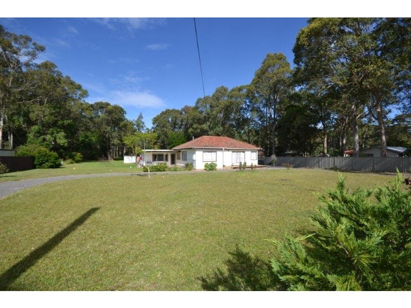 82 Hillcrest Avenue, Nowra NSW 2541