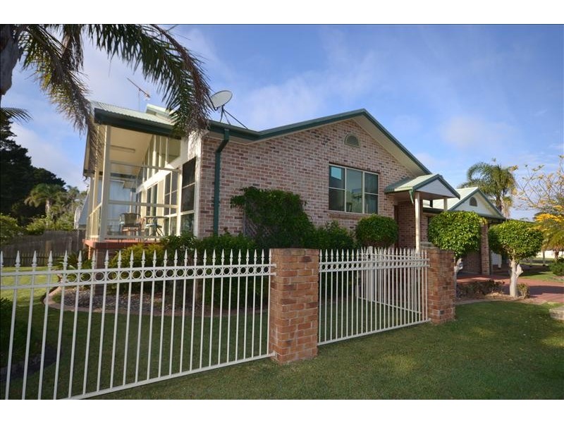 61 Adelaide Street, Greenwell Point NSW 2540