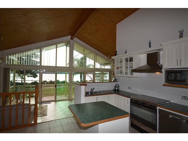 61 Adelaide Street, Greenwell Point NSW 2540