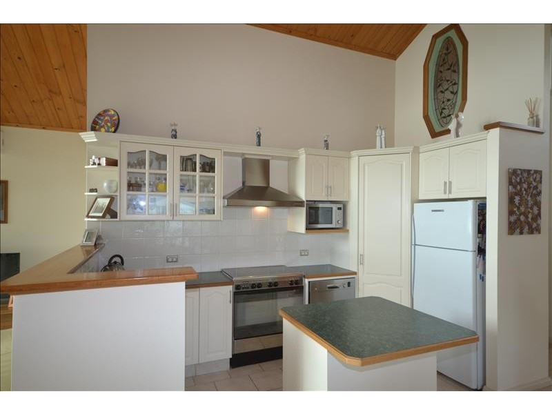 61 Adelaide Street, Greenwell Point NSW 2540