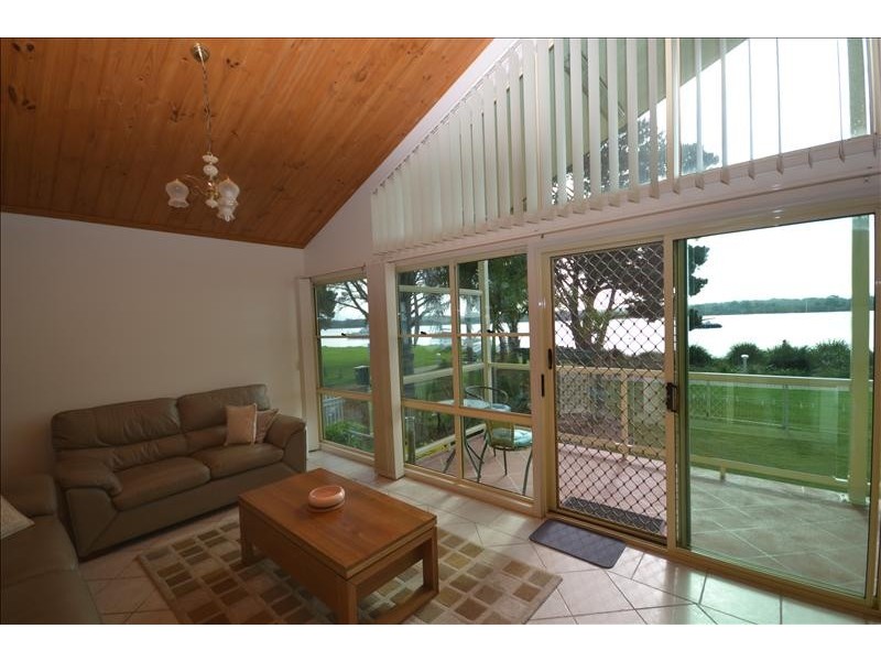 61 Adelaide Street, Greenwell Point NSW 2540