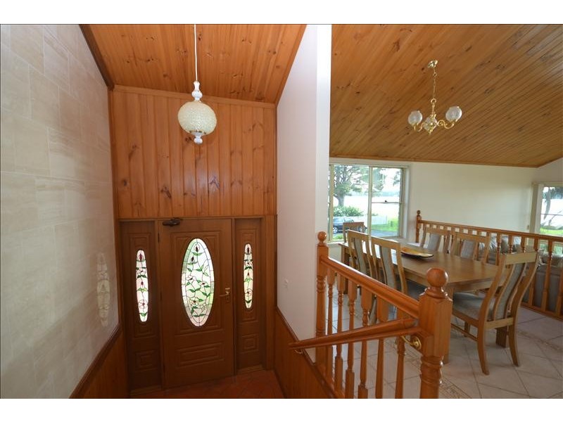 61 Adelaide Street, Greenwell Point NSW 2540