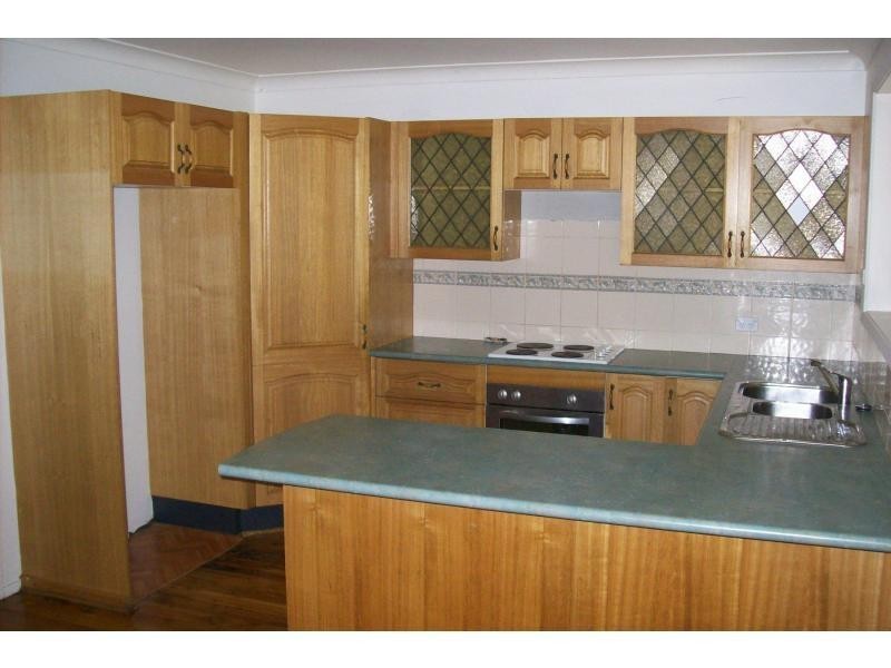 19 MACLEAN STREET, Nowra NSW 2541