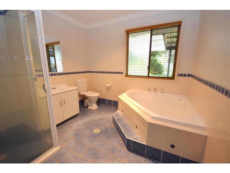 371 Hawken Road, Tomerong NSW 2540