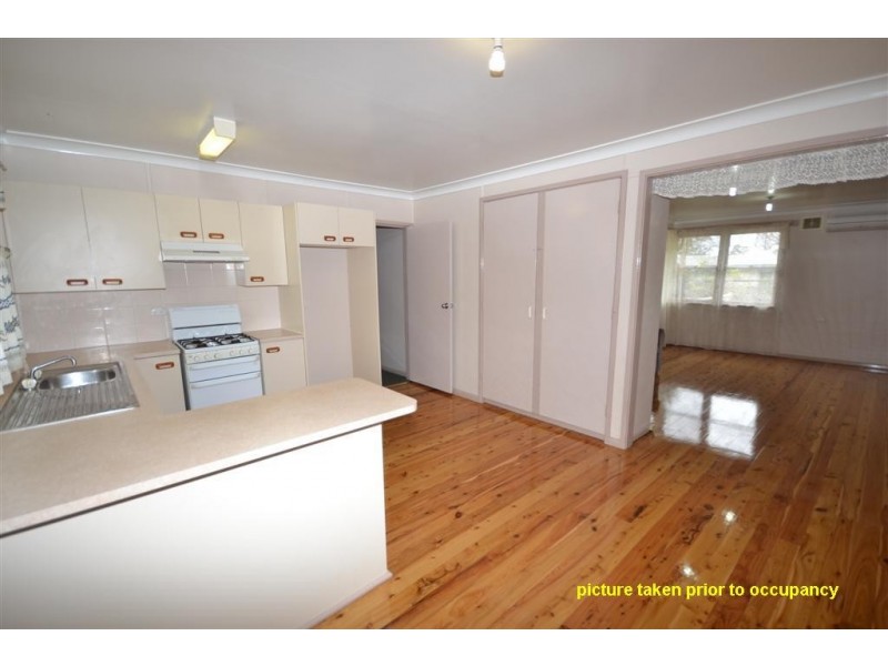 24 Quiberon Street, Nowra NSW 2541