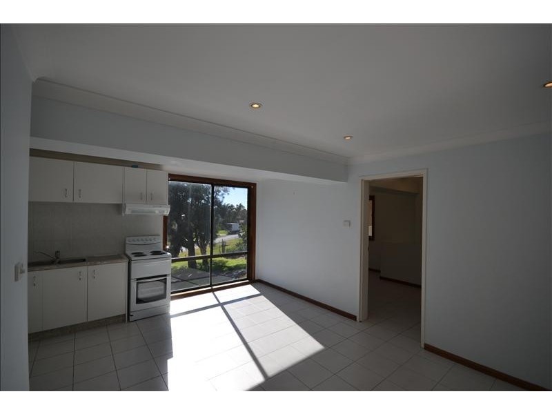 12 Comarong Street, Greenwell Point NSW 2540